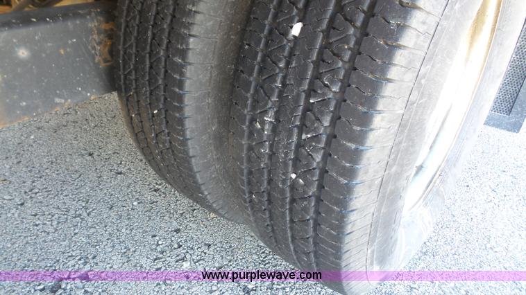 image for item J4517 1998 Trail King TK20-2400 equipment trailer