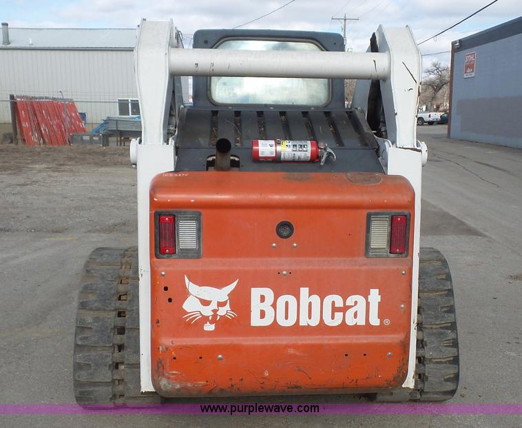 image for item J4641 2009 Bobcat T300 skid steer