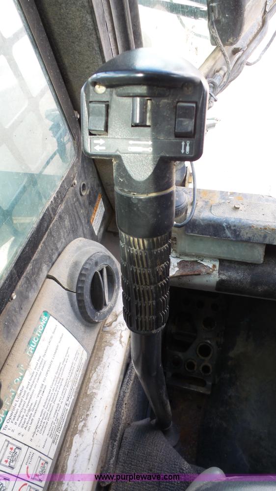 image for item J4641 2009 Bobcat T300 skid steer