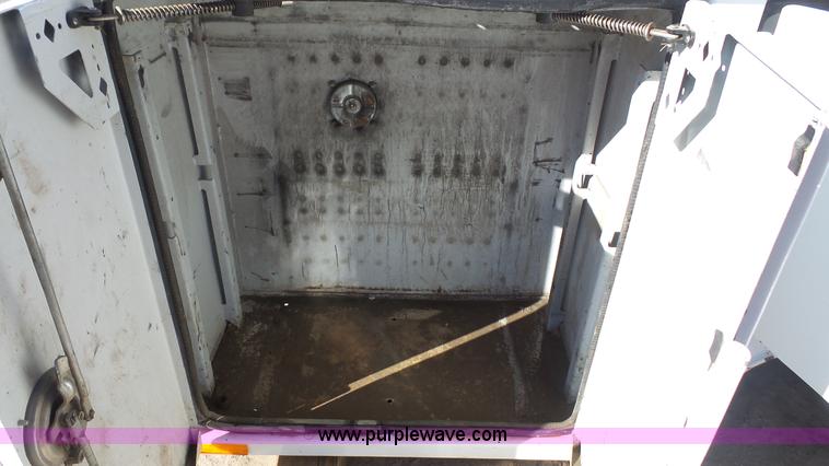 image for item J4650 Summit utility bed with crane