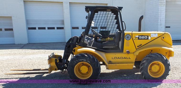 image for item J4654 2005 JCB 520 telehandler