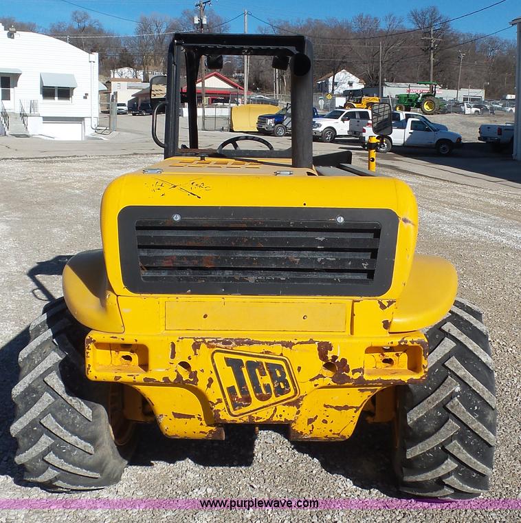 image for item J4654 2005 JCB 520 telehandler