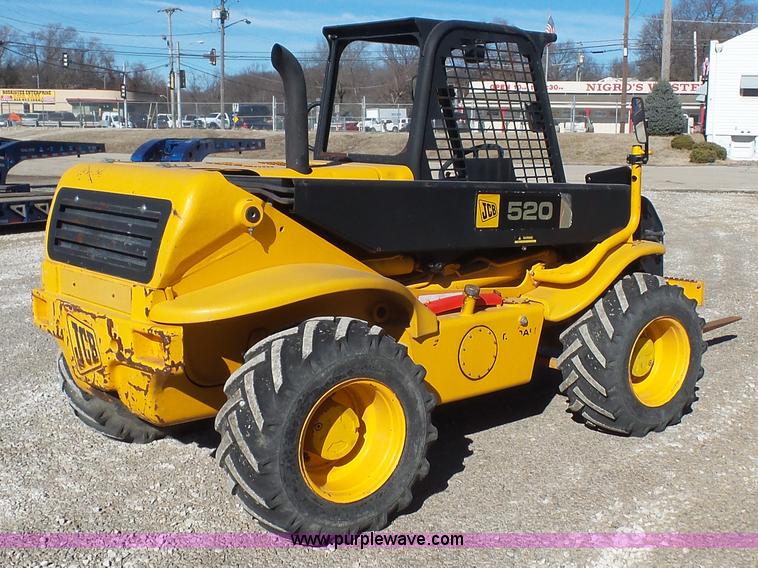image for item J4654 2005 JCB 520 telehandler