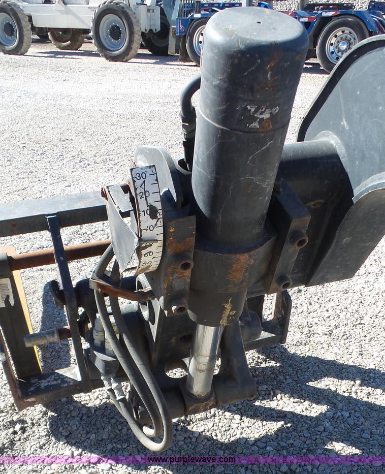 image for item J4655 2005 JCB 520 telehandler