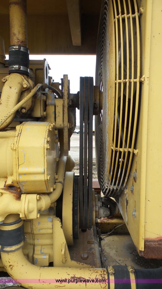 image for item J4675 1992 Caterpillar RR250 reclaimer