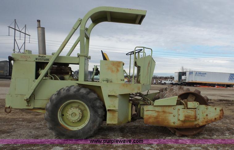 image for item J4676 Raygo Rascal soil compactor