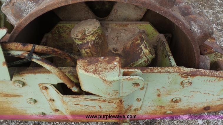 image for item J4676 Raygo Rascal soil compactor