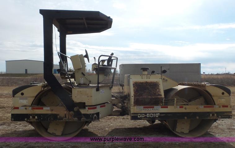 image for item J4677 2000 Ingersoll Rand DD110HF vibratory double drum roller