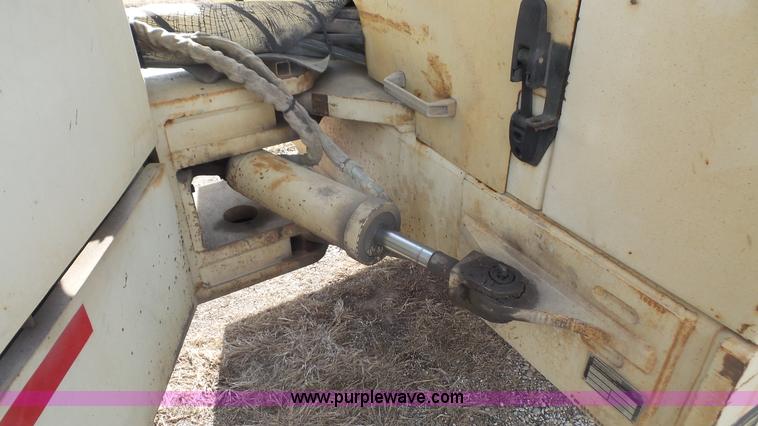 image for item J4677 2000 Ingersoll Rand DD110HF vibratory double drum roller