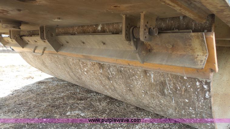 image for item J4677 2000 Ingersoll Rand DD110HF vibratory double drum roller