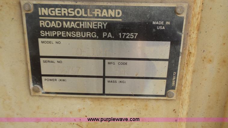 image for item J4677 2000 Ingersoll Rand DD110HF vibratory double drum roller