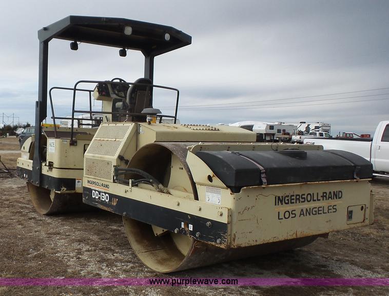 image for item J4679 1999 Ingersoll Rand DD-130 vibratory double drum roller