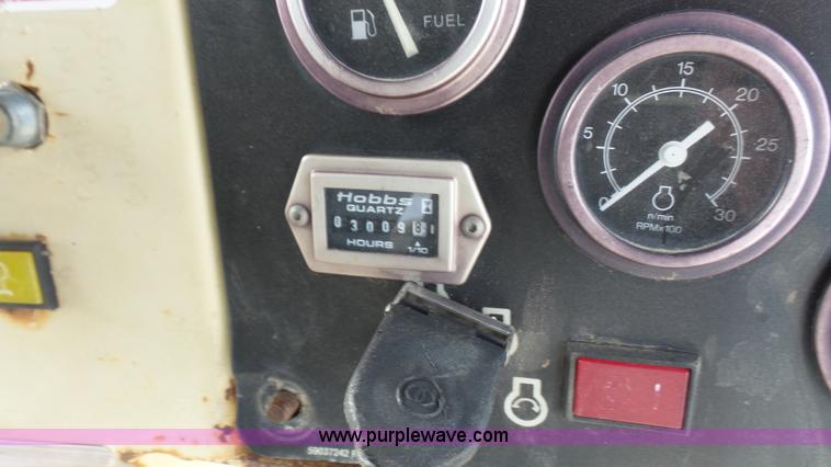 image for item J4679 1999 Ingersoll Rand DD-130 vibratory double drum roller