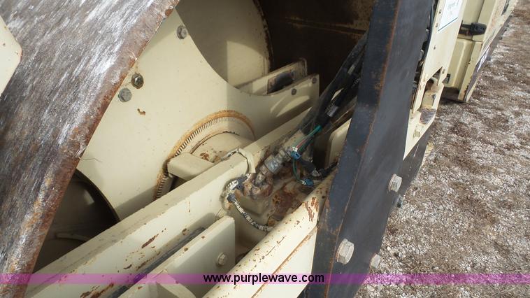image for item J4679 1999 Ingersoll Rand DD-130 vibratory double drum roller