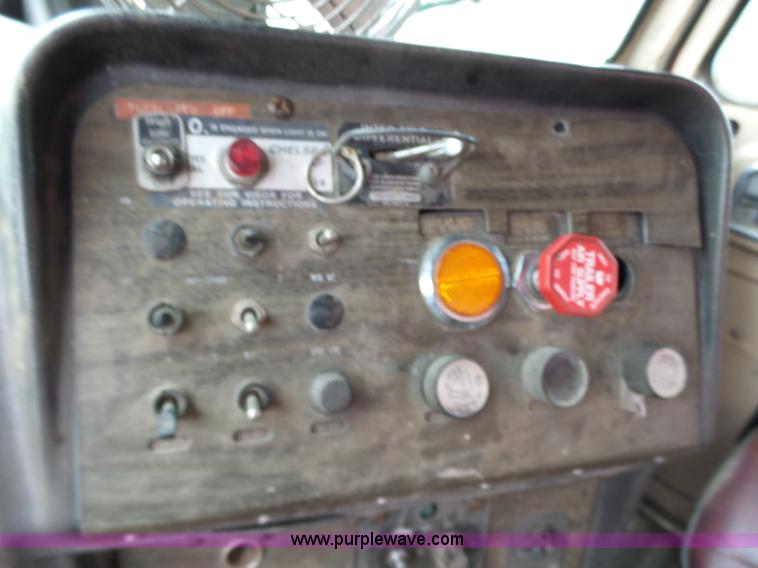 image for item J7660 1980 Freightliner FLC-11564T vacuum truck