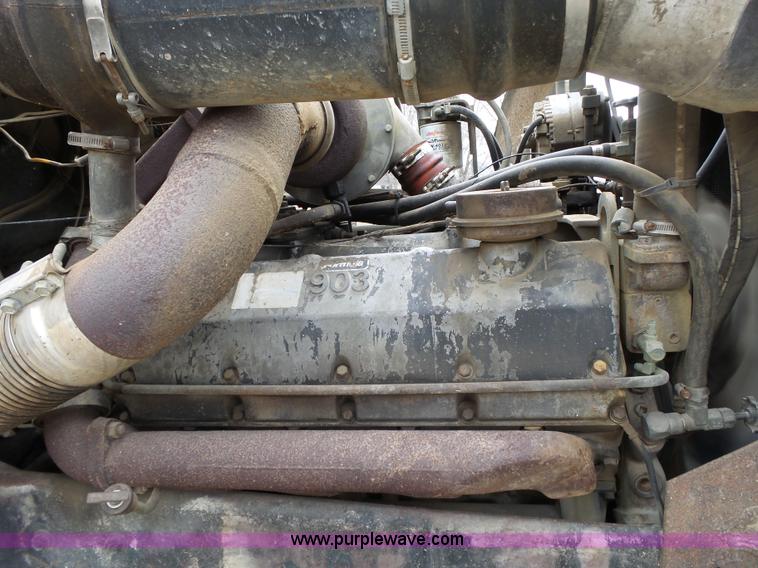 image for item J7660 1980 Freightliner FLC-11564T vacuum truck