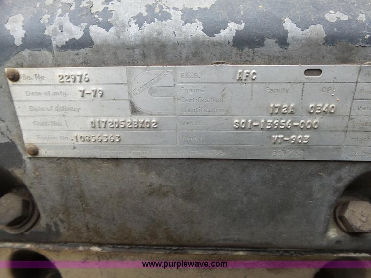 image for item J7660 1980 Freightliner FLC-11564T vacuum truck