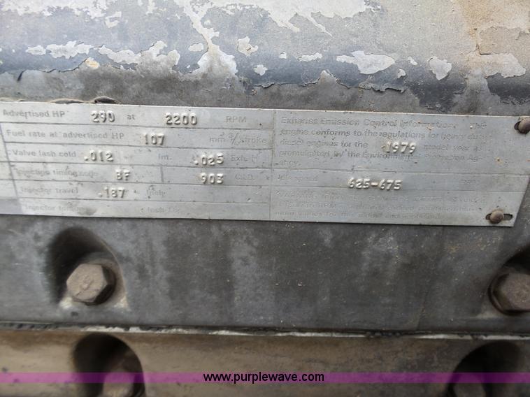 image for item J7660 1980 Freightliner FLC-11564T vacuum truck