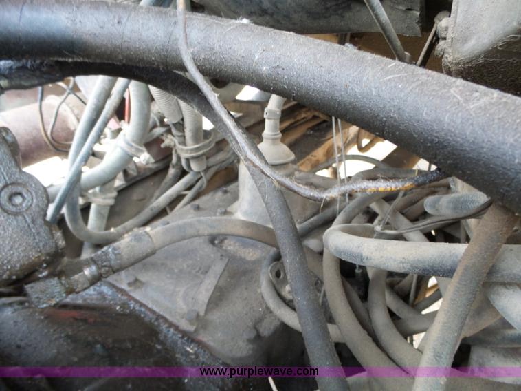 image for item J7660 1980 Freightliner FLC-11564T vacuum truck