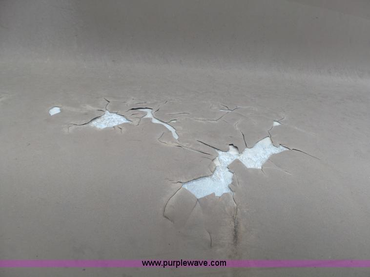 image for item J7661 1993 Mack CH613 semi truck