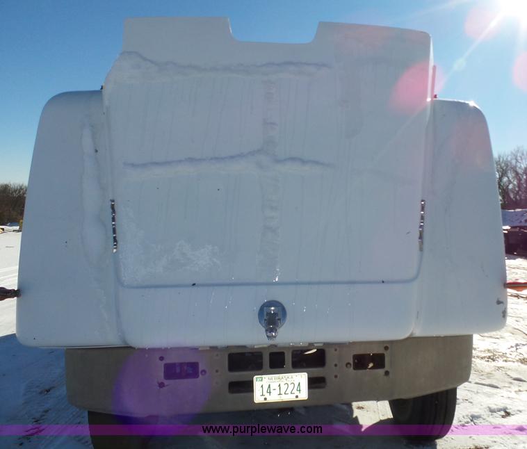 image for item J8805 1986 Mack RD688S dump truck