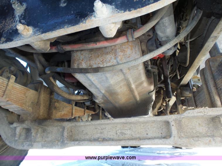 image for item J8805 1986 Mack RD688S dump truck