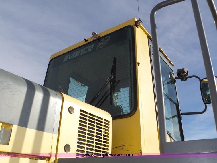 image for item J8809 2000 Komatsu WA450-3MC wheel loader