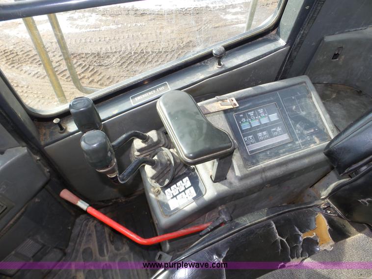 image for item J8809 2000 Komatsu WA450-3MC wheel loader