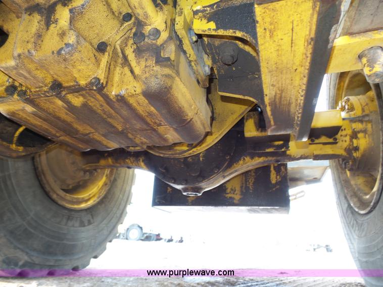image for item J8809 2000 Komatsu WA450-3MC wheel loader