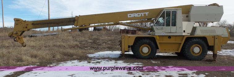 image for item J8811 Drott 1800CC rough terrain crane