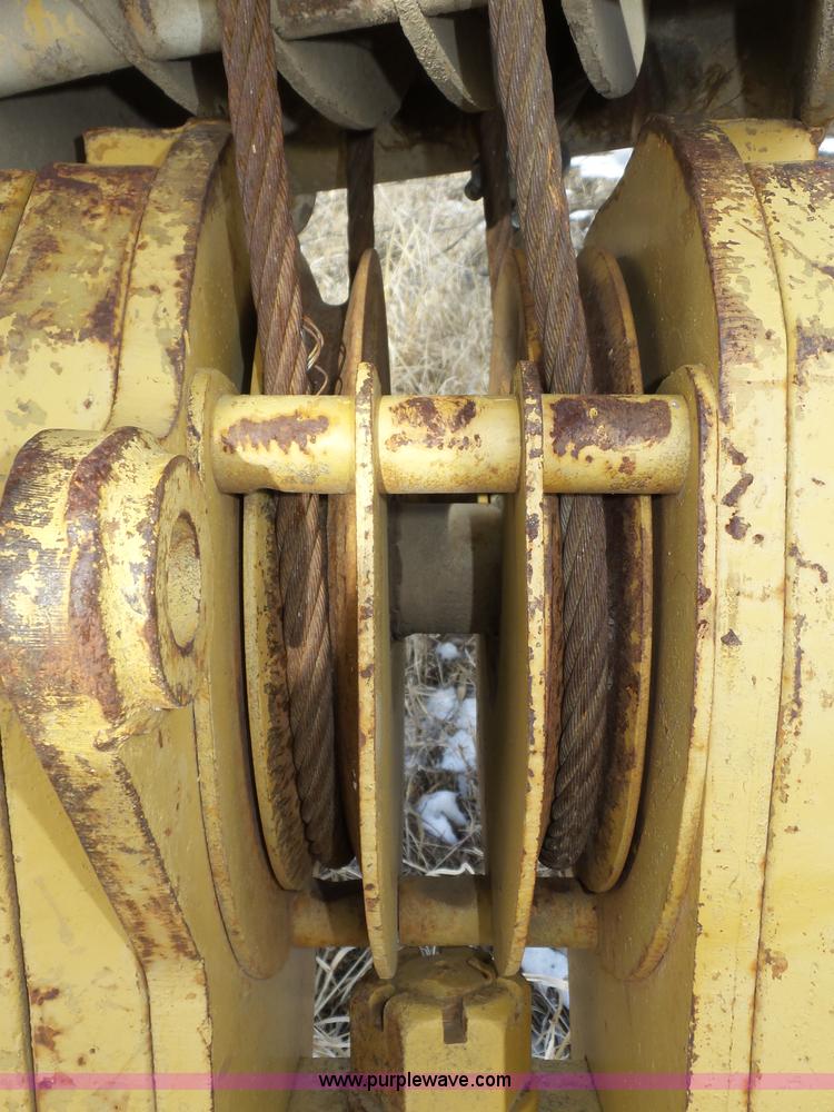 image for item J8811 Drott 1800CC rough terrain crane