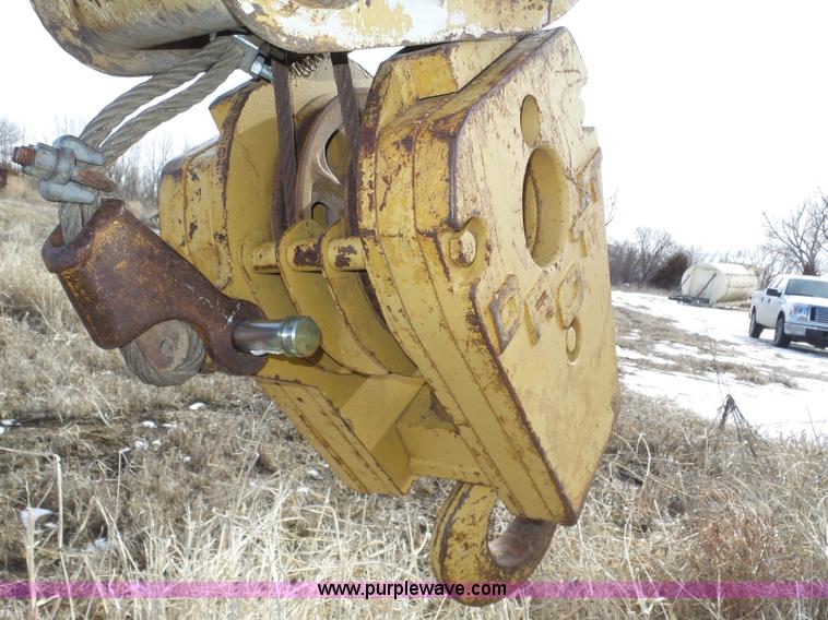 image for item J8811 Drott 1800CC rough terrain crane