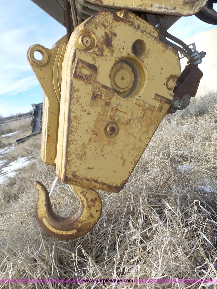 image for item J8811 Drott 1800CC rough terrain crane