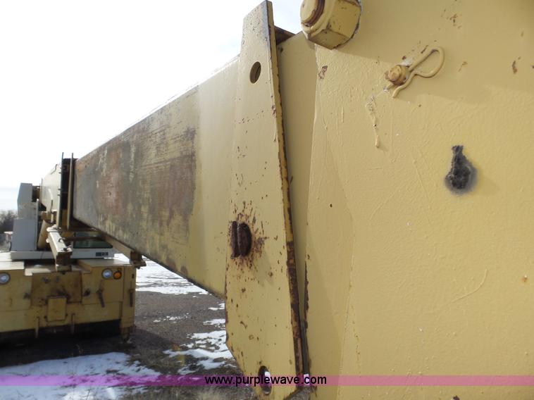 image for item J8811 Drott 1800CC rough terrain crane