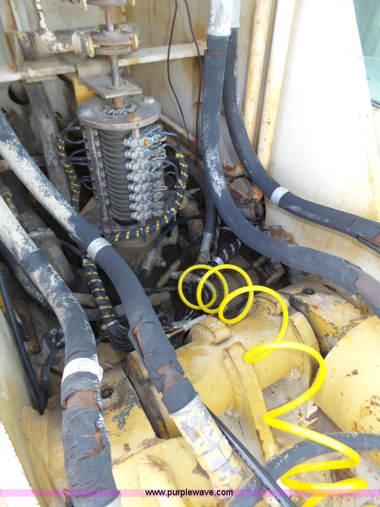 image for item J8811 Drott 1800CC rough terrain crane