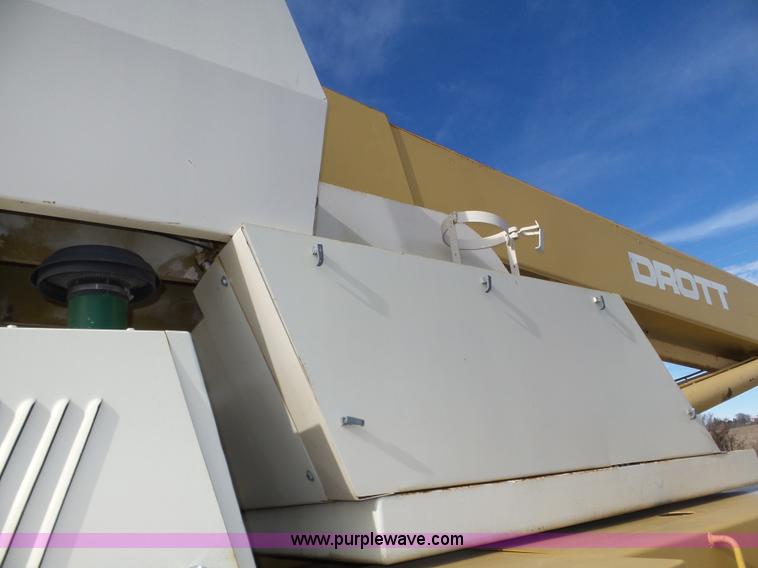 image for item J8811 Drott 1800CC rough terrain crane