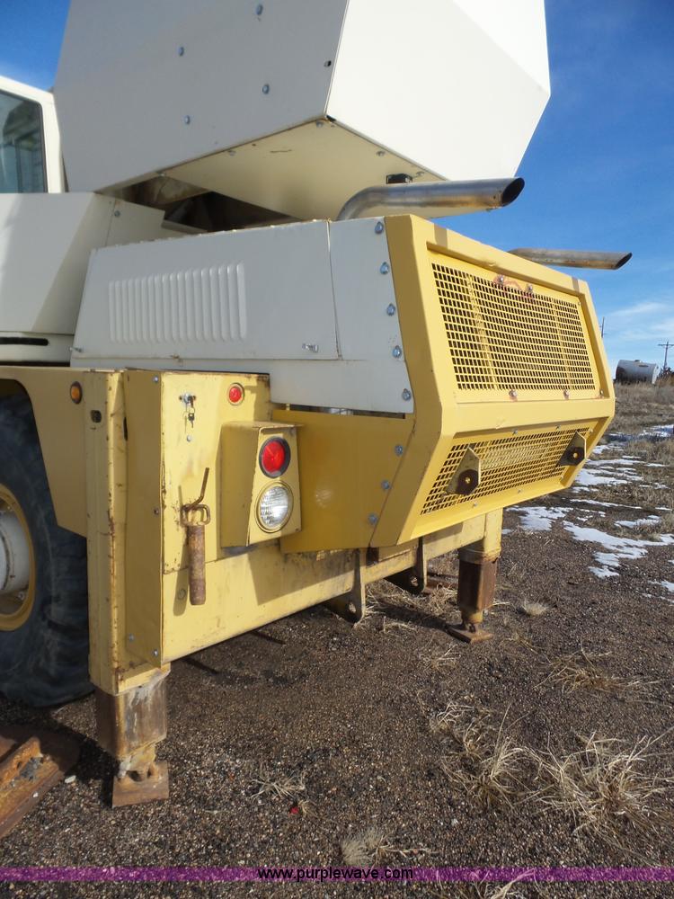 image for item J8811 Drott 1800CC rough terrain crane