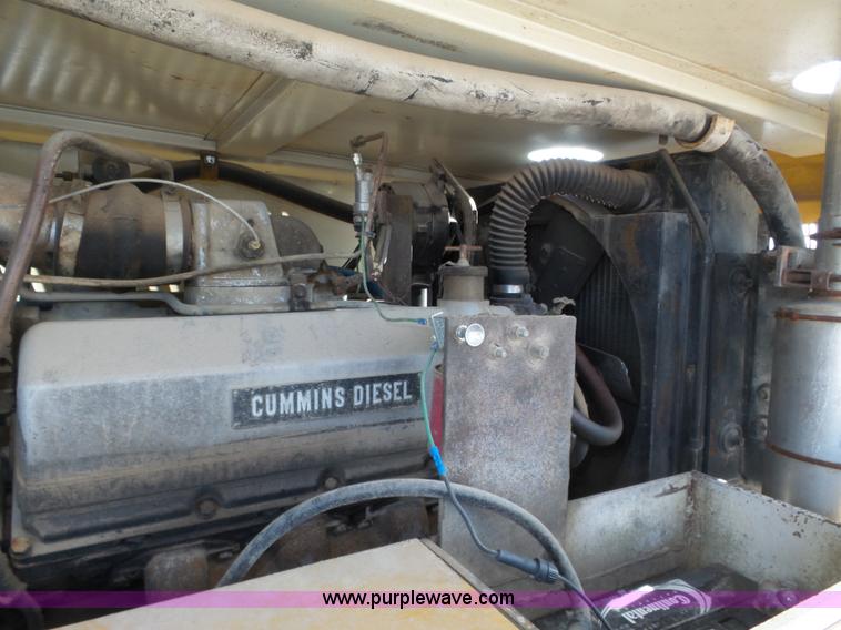 image for item J8811 Drott 1800CC rough terrain crane