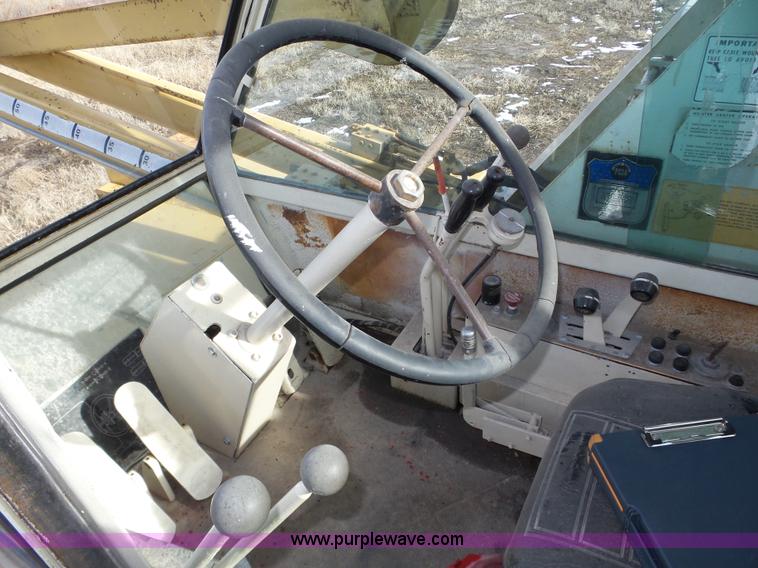 image for item J8811 Drott 1800CC rough terrain crane