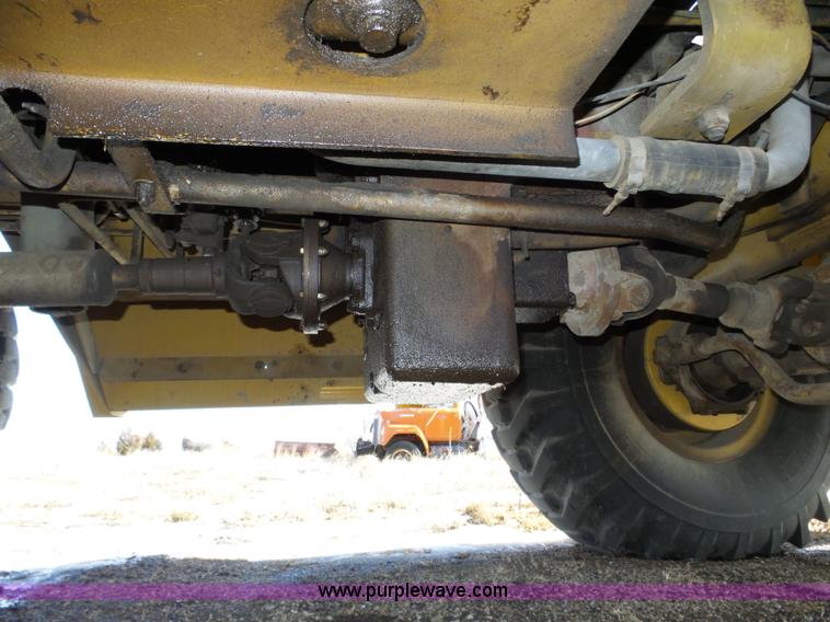 image for item J8811 Drott 1800CC rough terrain crane