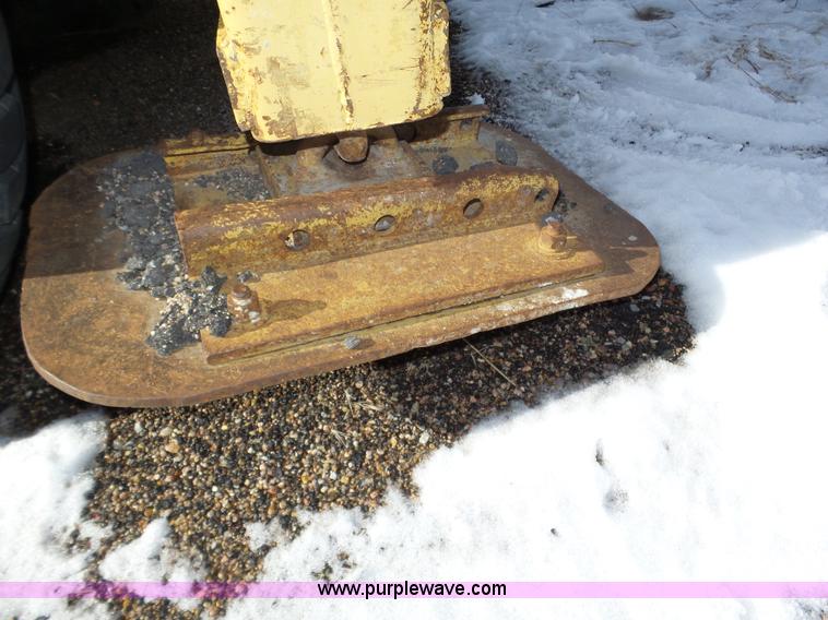 image for item J8811 Drott 1800CC rough terrain crane