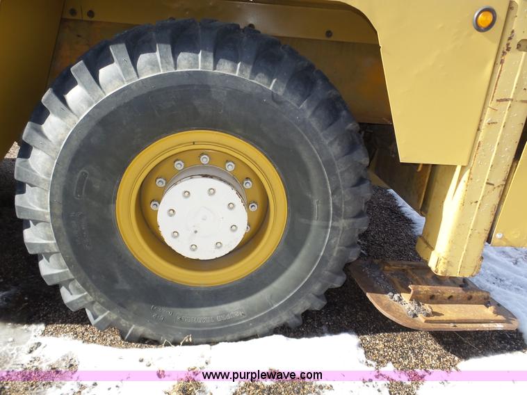 image for item J8811 Drott 1800CC rough terrain crane