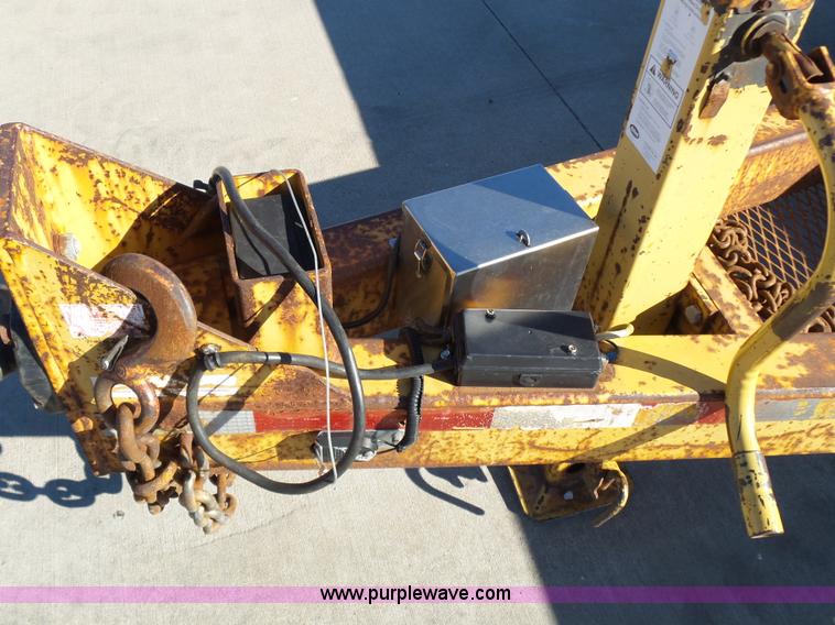 image for item K1267 2003 Butler equipment trailer