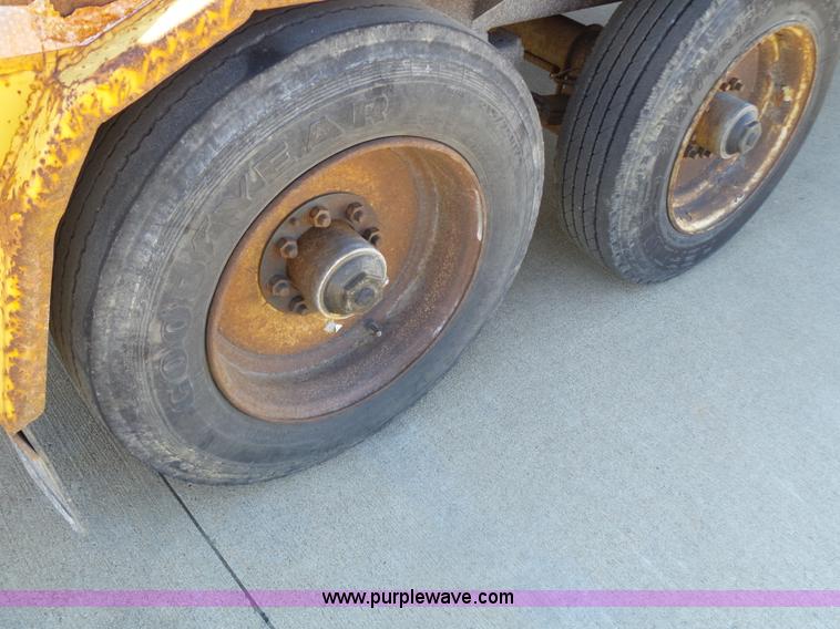 image for item K1267 2003 Butler equipment trailer