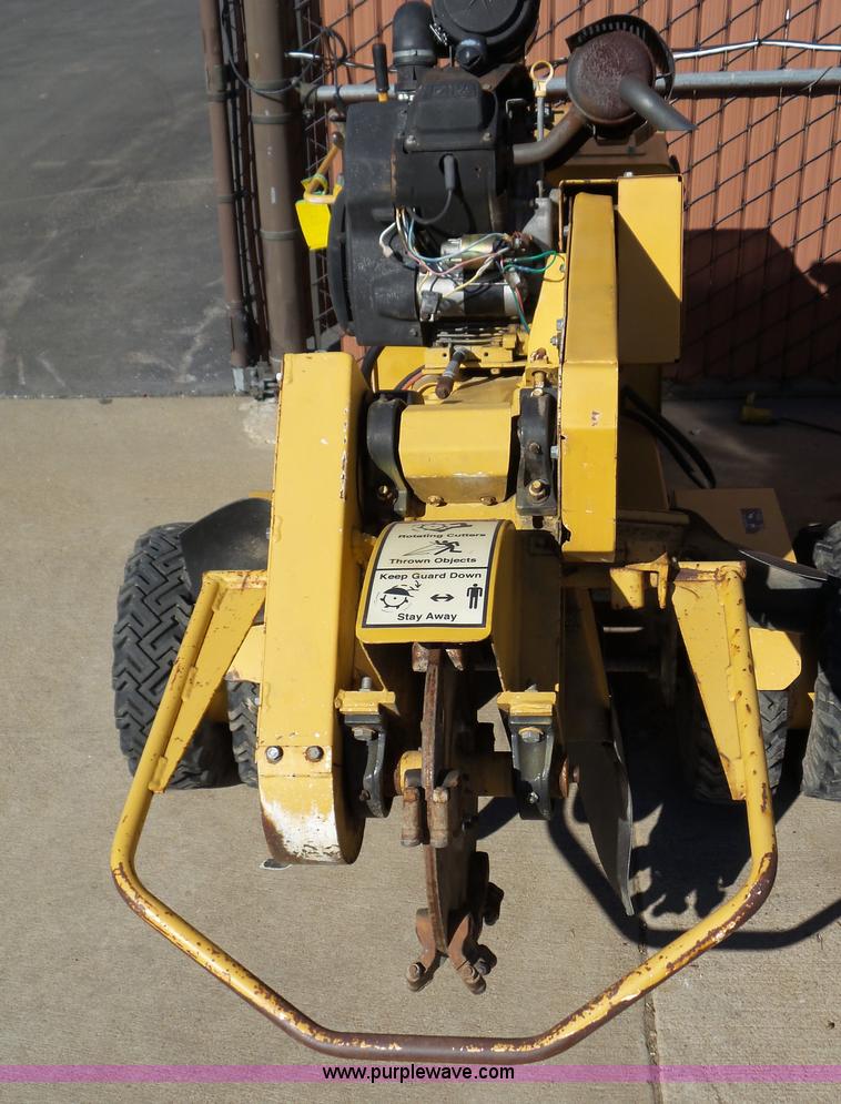 image for item K1276 Vermeer SC252 stump grinder