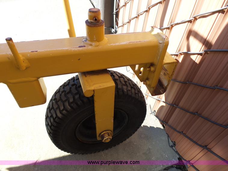 image for item K1276 Vermeer SC252 stump grinder