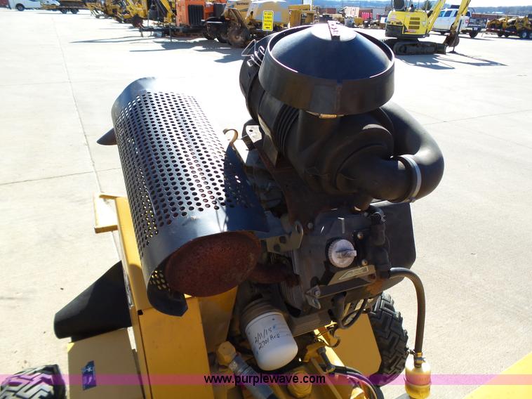 image for item K1276 Vermeer SC252 stump grinder