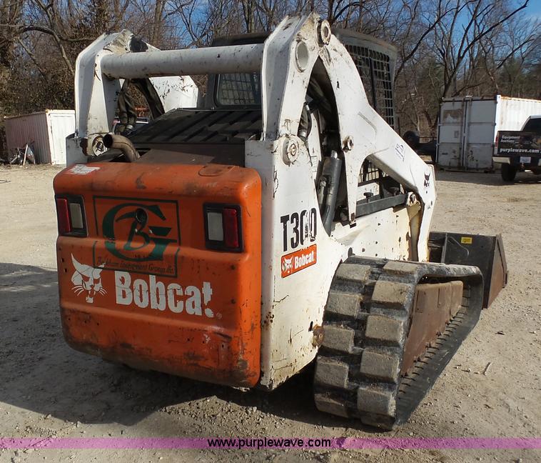 image for item K1281 2007 Bobcat T300 skid steer