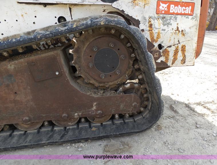 image for item K1281 2007 Bobcat T300 skid steer