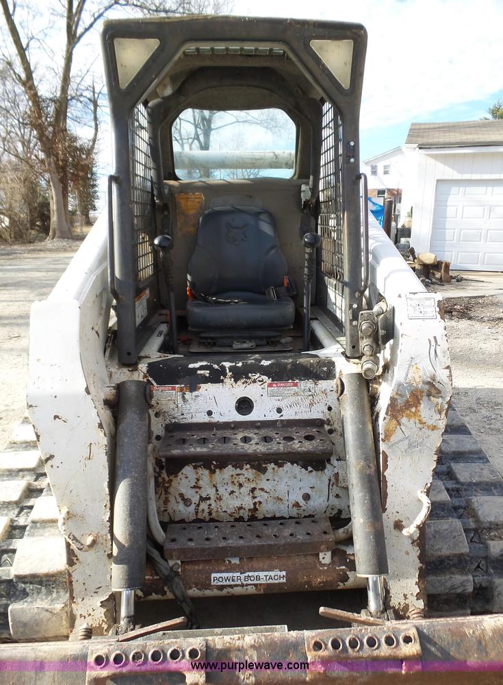 image for item K1281 2007 Bobcat T300 skid steer